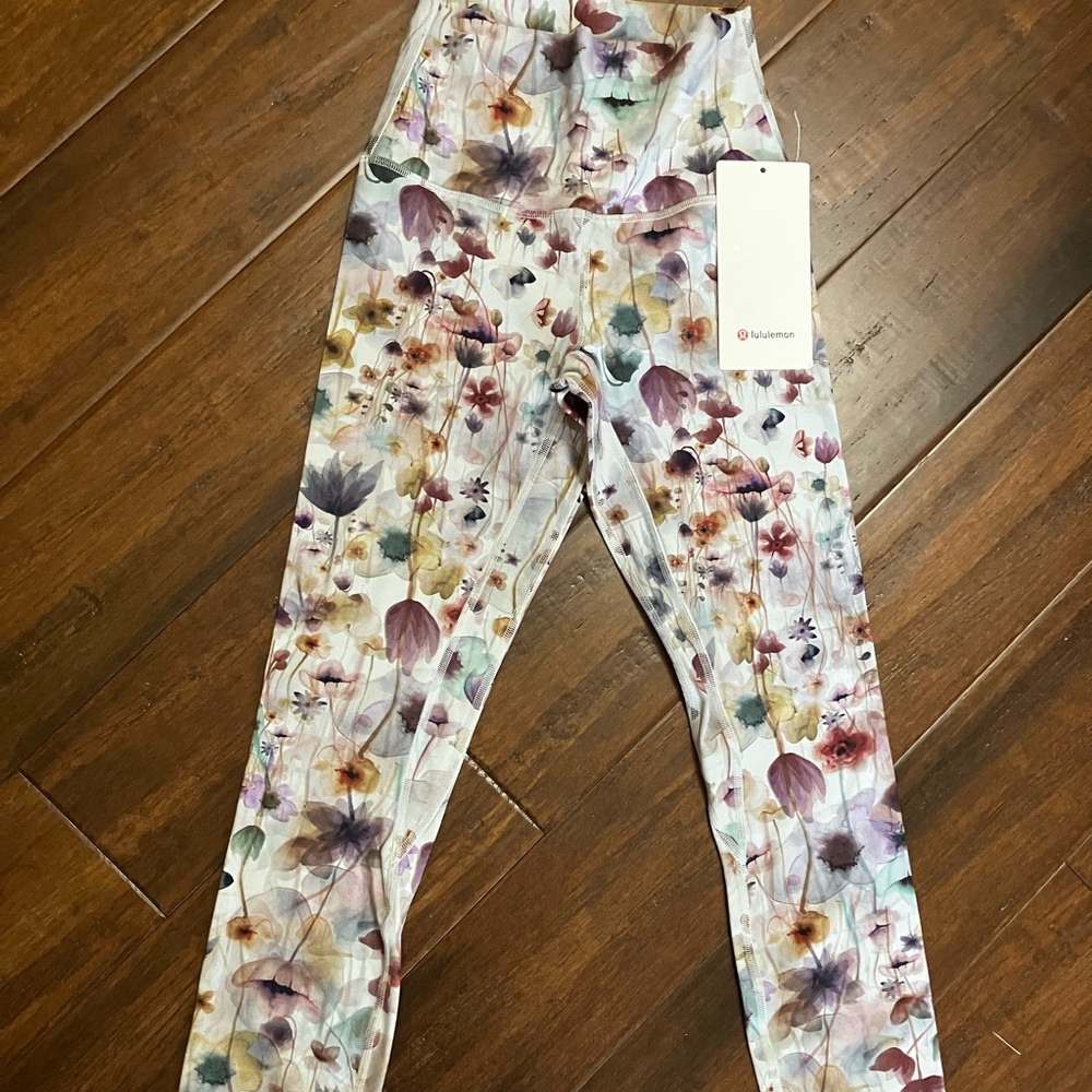 NWT Lululemon Align Leggings